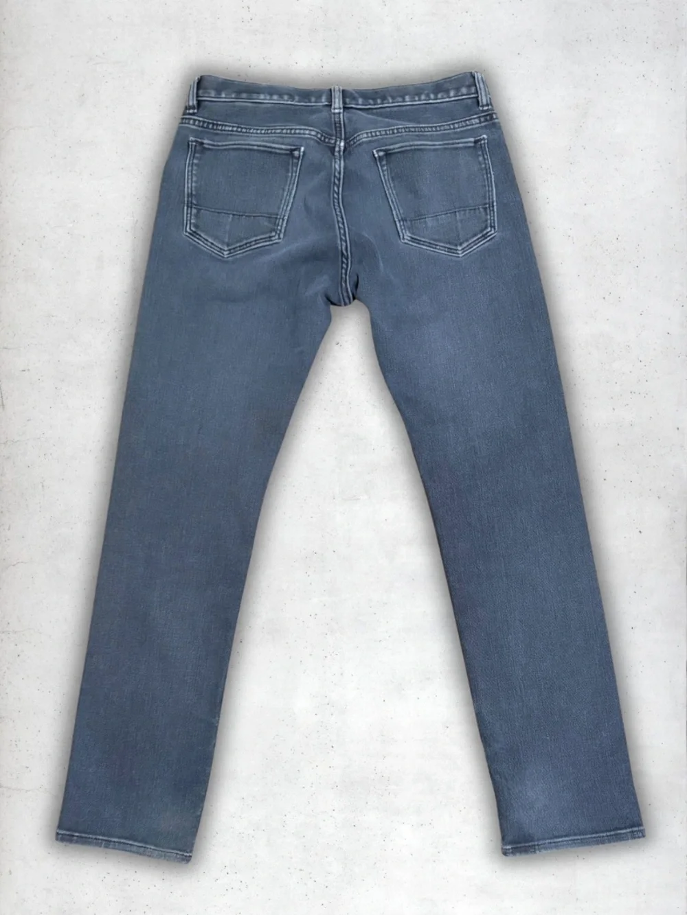 Banana Republic Men's Slim Straight Jeans in Medium Wash Blue